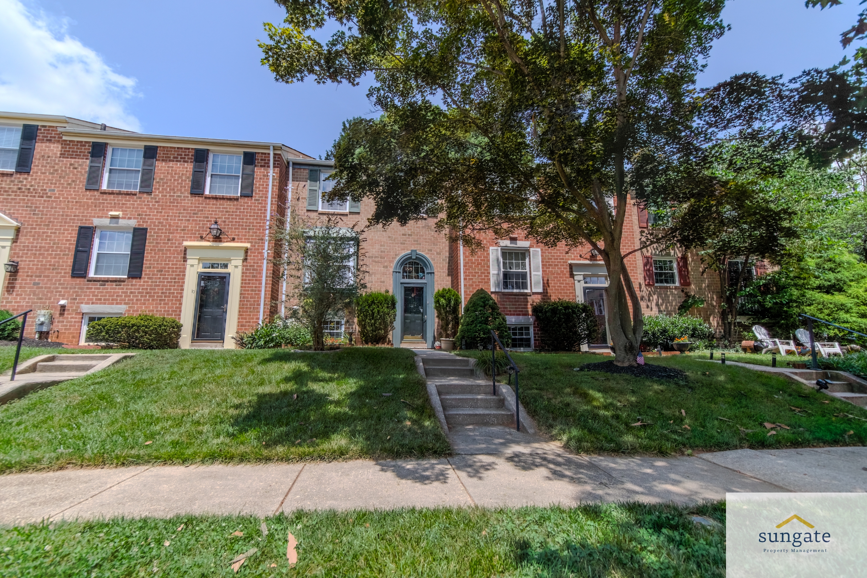 12 Daria Ct