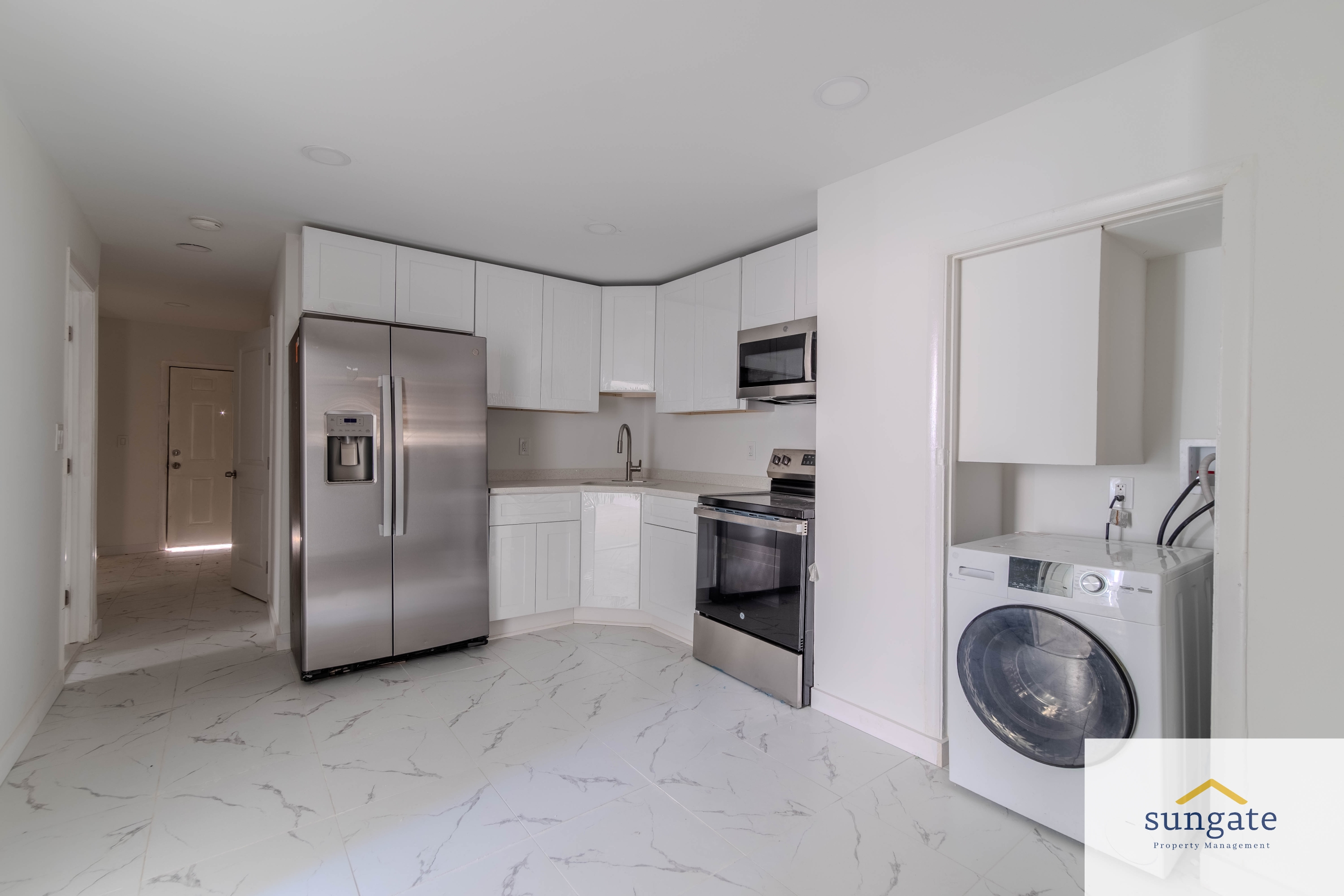 208 Lloyd St, Unit 4