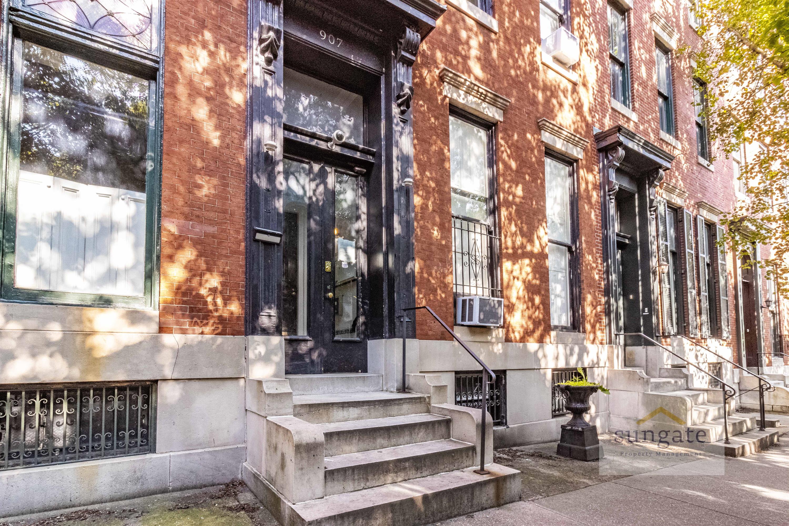 907 Saint Paul St, Unit 2R